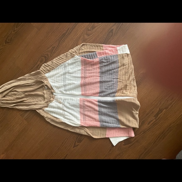 Light hooded shirt - Picture 2 of 4